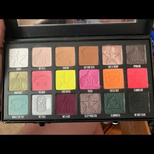 Jeffree Star Conspiracy Palette